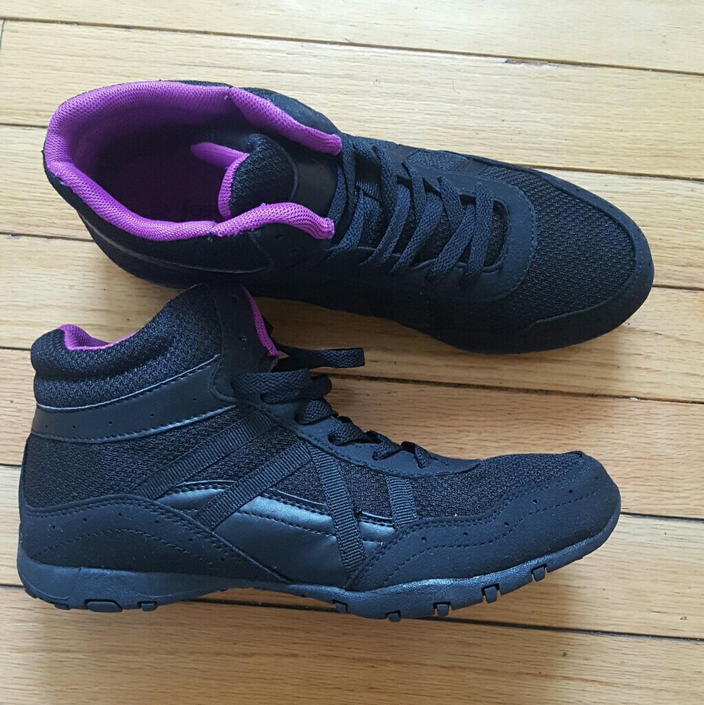 Women's high top sneakers